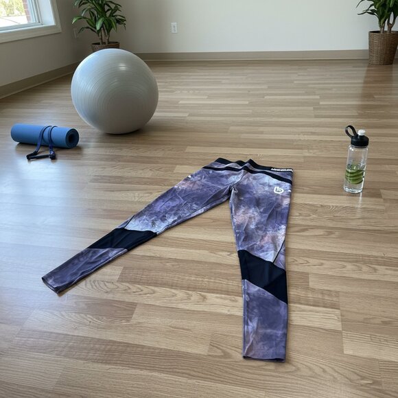 Better Bodies LTD Edition Galaxy Tights - Purple - M - Picture 1 of 8